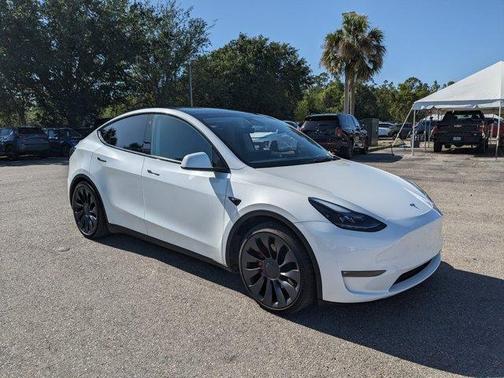 2023 Tesla Model Y Performance