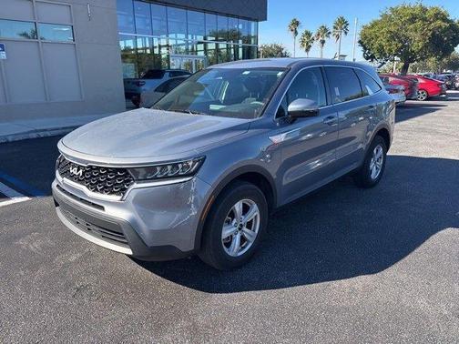 2022 Kia Sorento LX
