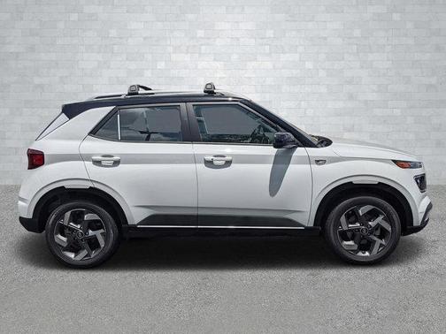 2025 Hyundai VENUE Limited