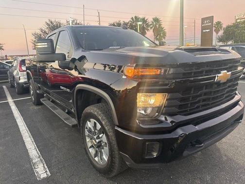 2024 Chevrolet Silverado 2500 Custom