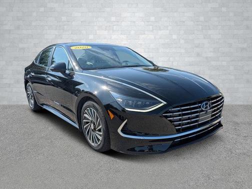 2020 Hyundai SONATA Hybrid Limited