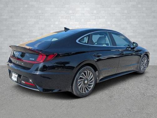 2020 Hyundai SONATA Hybrid Limited