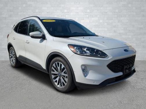 2020 Ford Escape Titanium Hybrid