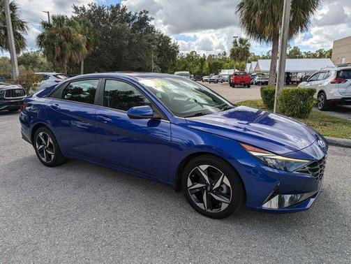 2023 Hyundai ELANTRA Limited