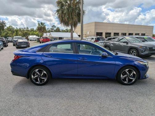 2023 Hyundai ELANTRA Limited