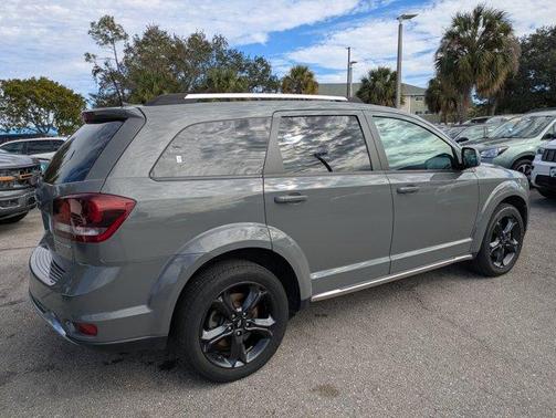 2020 Dodge Journey Crossroad