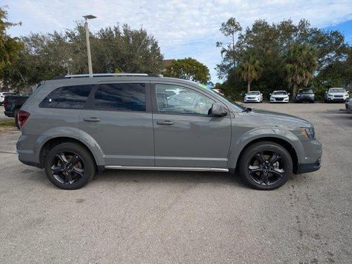 2020 Dodge Journey Crossroad