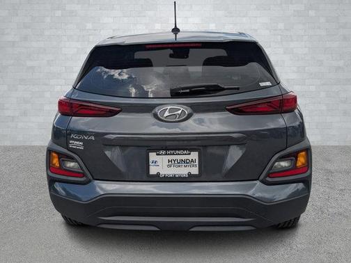 2021 Hyundai KONA SE