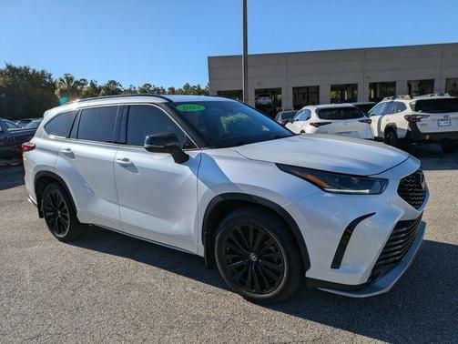 2023 Toyota Highlander XSE