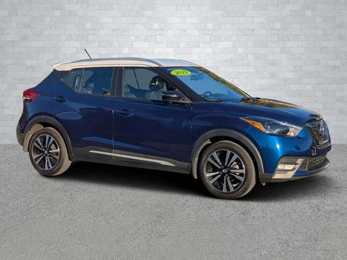 2019 Nissan Kicks SR