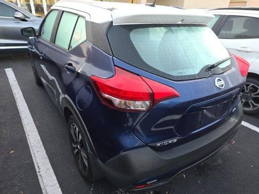 2019 Nissan Kicks SR