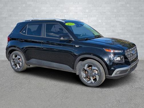 2023 Hyundai VENUE SEL