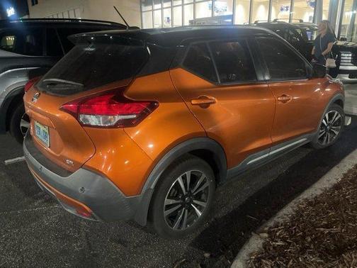 2020 Nissan Kicks SR