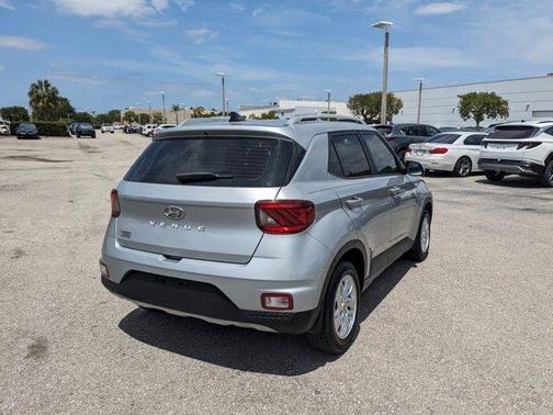 2020 Hyundai VENUE SEL