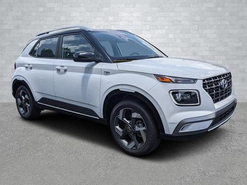 2025 Hyundai VENUE Limited