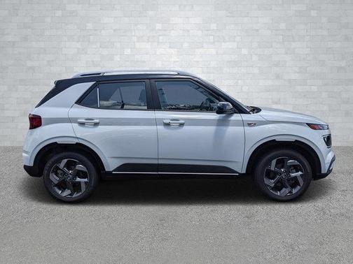 2025 Hyundai VENUE Limited