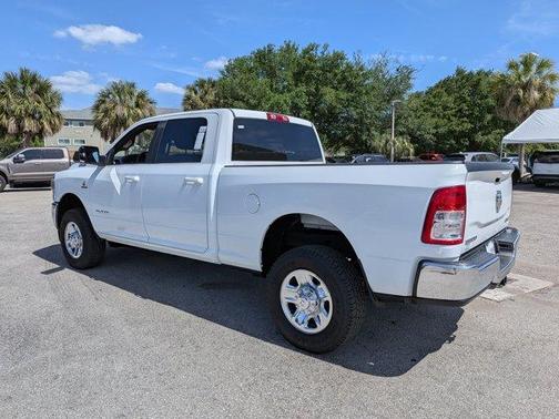 Bright White Clearcoat 2022 RAM 2500 Big Horn