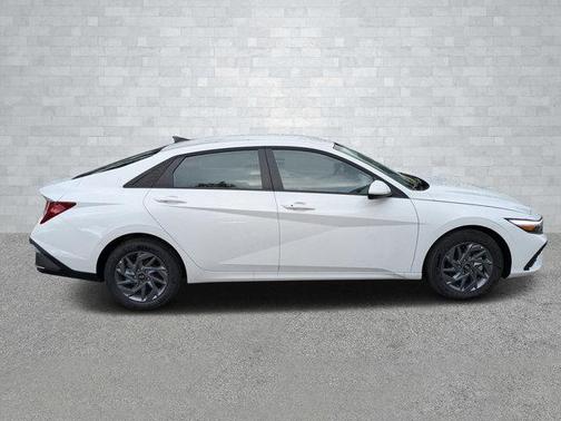 2025 Hyundai ELANTRA HEV Blue