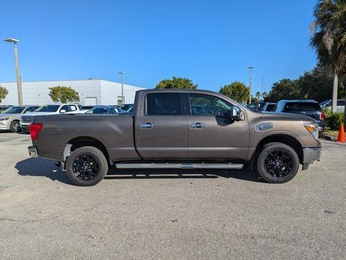 2016 Nissan Titan XD SL