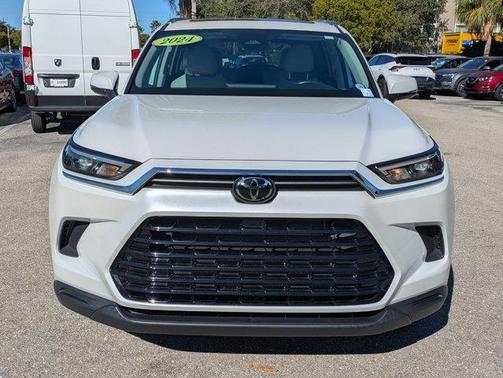 2024 Toyota Grand Highlander Hybrid XLE