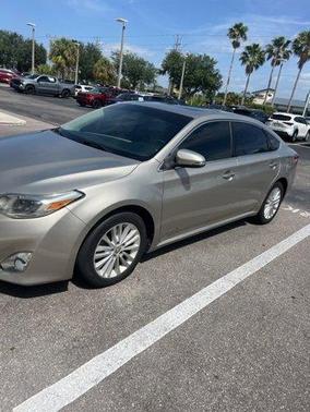 2013 Toyota Avalon Hybrid XLE Touring