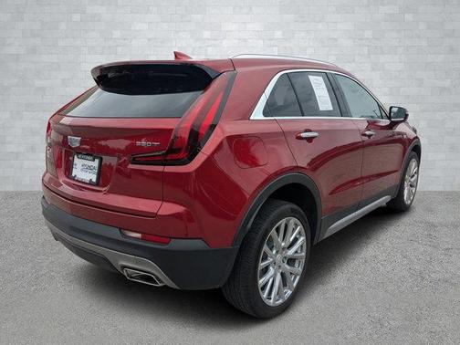 2021 Cadillac XT4 Premium Luxury