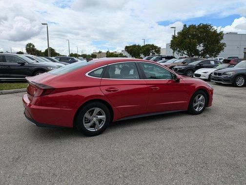 2020 Hyundai SONATA SE