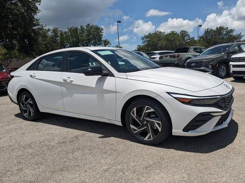 2025 Hyundai ELANTRA HEV SEL Sport