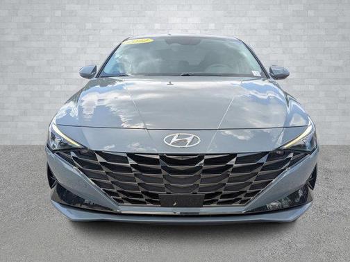 2022 Hyundai ELANTRA Limited