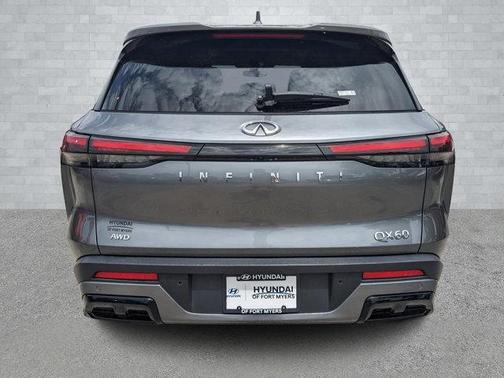 2024 INFINITI QX60 Luxe