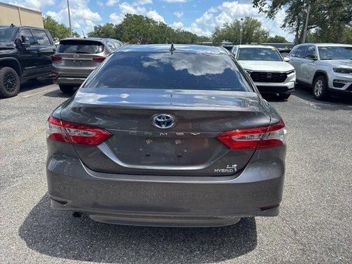 2019 Toyota Camry Hybrid LE