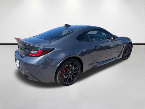 Pavement 2025 Toyota GR86 Premium