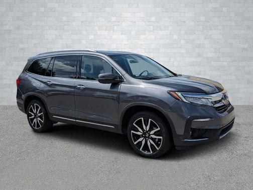 2022 Honda Pilot Touring 7-Passenger
