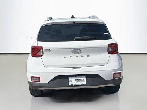 2021 Hyundai VENUE SEL