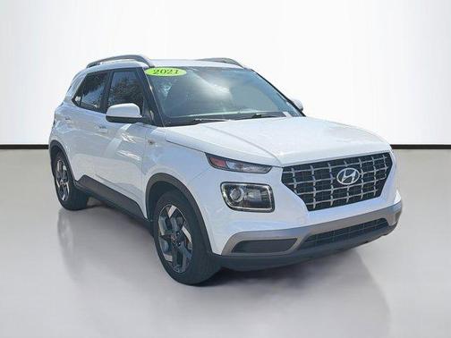 2021 Hyundai VENUE SEL