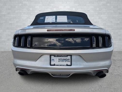 2015 Ford Mustang V6