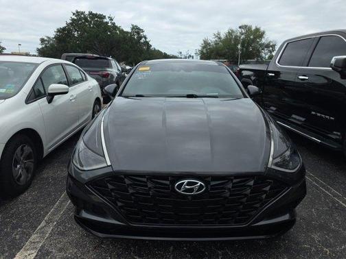 2021 Hyundai SONATA Limited