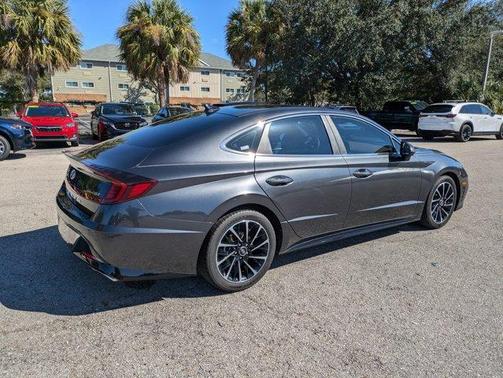 2021 Hyundai SONATA Limited