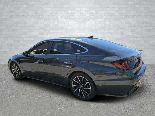 2021 Hyundai SONATA Limited