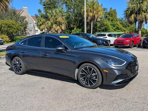 2021 Hyundai SONATA Limited