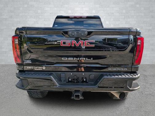 2024 GMC Sierra 3500 Denali