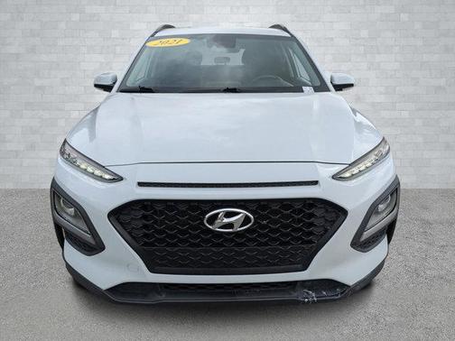 2021 Hyundai KONA SEL