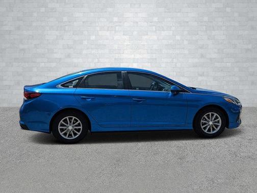 2018 Hyundai SONATA SE