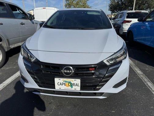 2023 Nissan Versa 1.6 SR