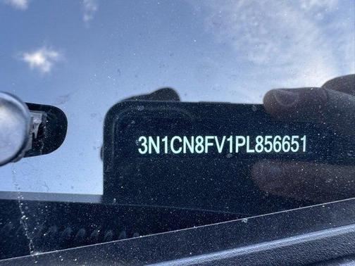 2023 Nissan Versa 1.6 SR