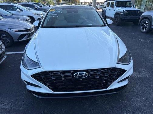 2022 Hyundai SONATA Limited