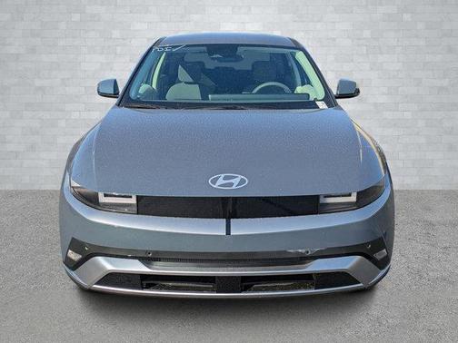 2026 Hyundai IONIQ 5 SE