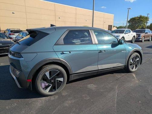 2026 Hyundai IONIQ 5 SE