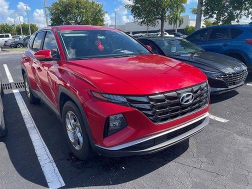 2022 Hyundai TUCSON SE