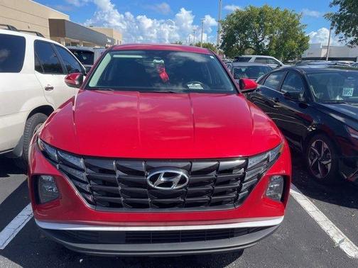 2022 Hyundai TUCSON SE